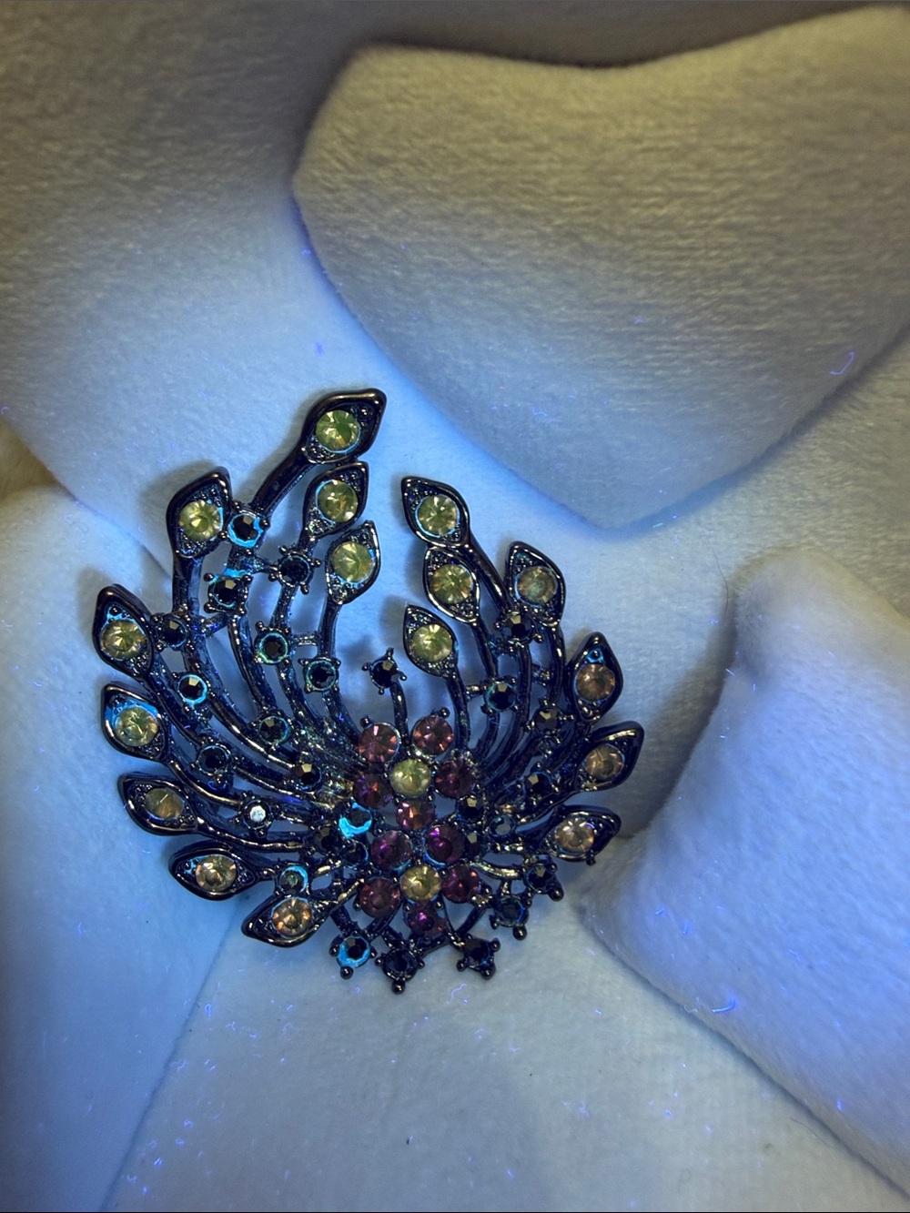 Pink Manganese Glass Crystal Waterfall Brooch - Picture 5 of 8